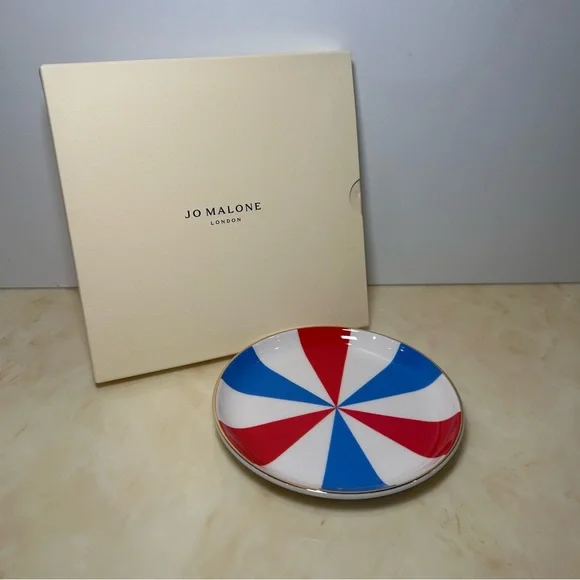 Jo Malone ceramic plate - Picture 3 of 9